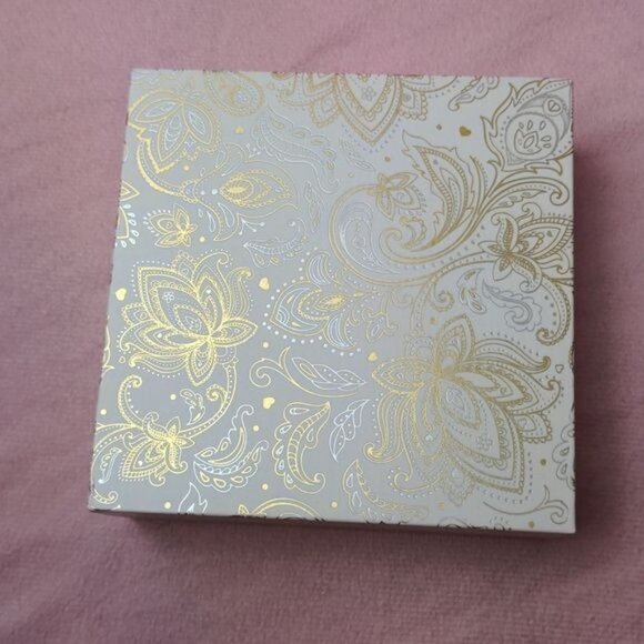 Charter Club Letter J Initial Pin - Picture 4 of 5